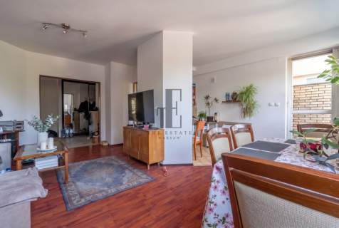 3 POKOJE 84,4 M 2 BALKONY GARAŻ