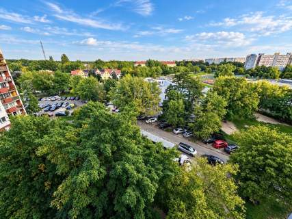 2 pokoje 52 m ul.Dokerska 6. piętro loggia piwnica