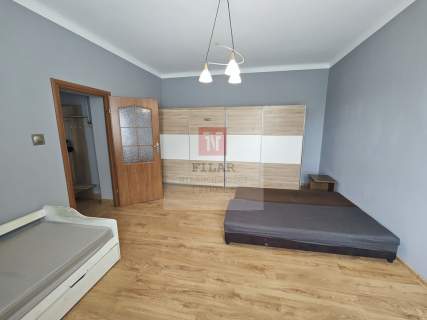 Oferta dla firm, ładne, ciepłe 2 pokoje w Centrum