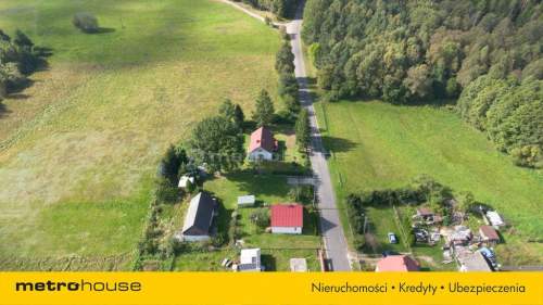 Działka z budynkiem gospodarczym, 800 m od jeziora