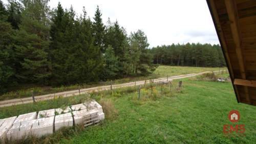 Dom w otoczeniu lasu działka 2400 m