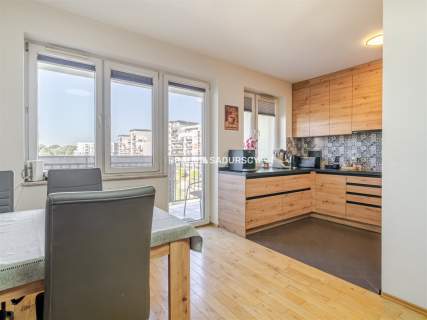 Duże dwupoziomowe mieszkanie 5 pokoi 88,8 m2 