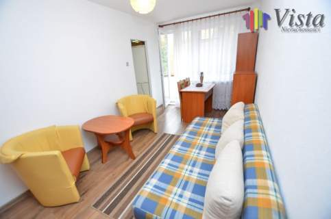 2 Ładne pokoje , duży balkon