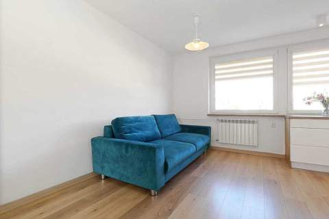 PRZESTRONNE CISZA SPOKÓJ BALKON