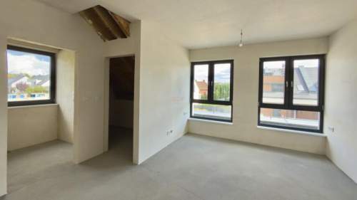Ponad 60m2 salonu z kuchnią w nowoczenym domu klasy premium