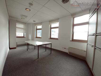 Lokal 150/600m2, serce miasta 70zł/1m2 vat