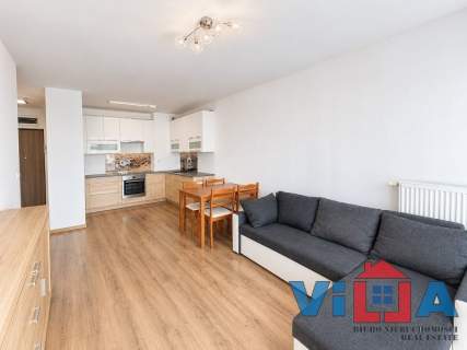 2-POKOJOWE MIESZKANIE W CENTRUM, BALKON, PIWNICA