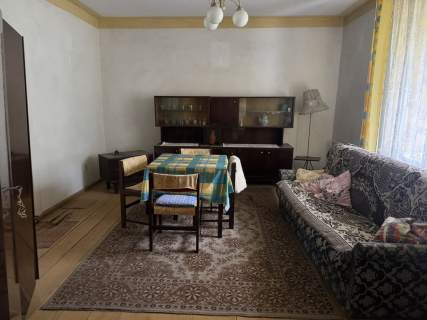 2 pokoje, parter, 57 m piwnica i 2 komórki