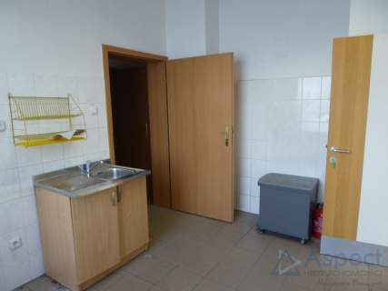 Lokal w ruchliwym miejscu, 174 m2, Pomorzany