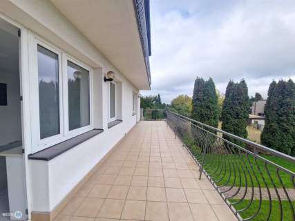 2 pokoje/1 piętro/taras/balkon/ogródek