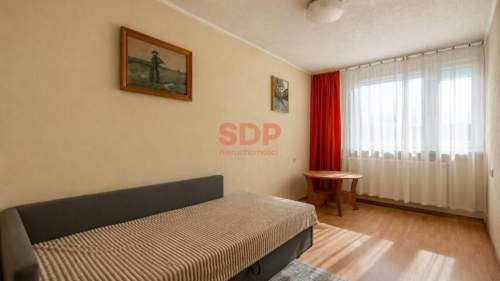 3 pokoje osobna kuchnia dwustronne blisko centrum balkon
