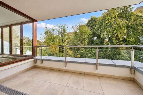 Przestronny apartament 250m2- 4 sypialnie, klimatyzacja