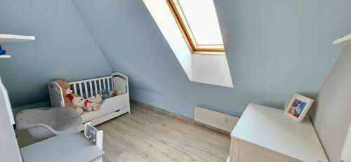Dwupoziomowe mieszkanie z klimatem poddasza-niski czynsz