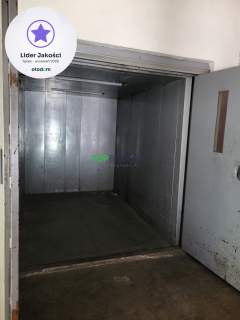 Przestronne biuro lub hostel winda