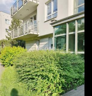 54,6 m2 obok SGGW loggia garaż komórka