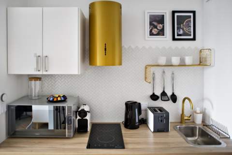 Zamieszkaj lub zarabiaj apartament, Bliska Wola
