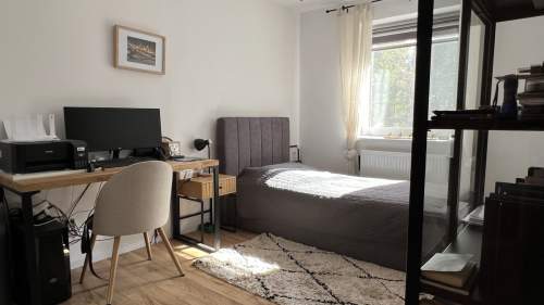 Dom z apartamentem przy jeziorze i lesie