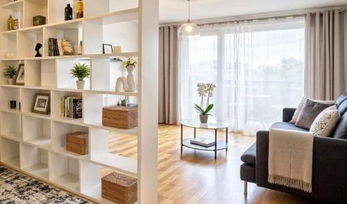 2 POKOJE 50 M BALKON GARDEROBA WYSOKI STANDARD PRĄDNIK B