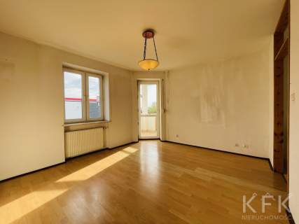 Koniuchy, wysoki parter,blok z cegły, patio