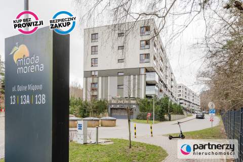 2 pok, Młoda Morena z miejscem w hali i komórką