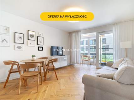 Kawalerka I piętro winda balkon garaż