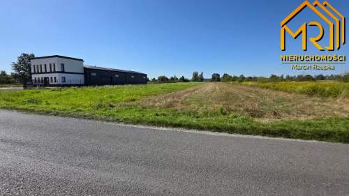 Działka usługowo-produkcyjna 3462 m   przy granic