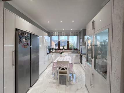 Apartament bezczynszowy z ogródkiem i garażem