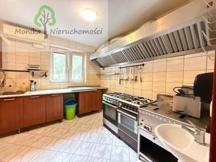 Dom z lokalem gastronomicznym 229 m2 620 m2 działki centrum 