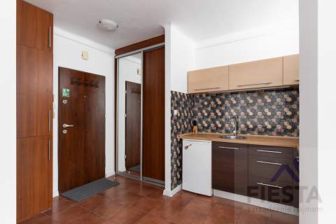Warszawa-Ochota-przestronne studio-Pruszkowska