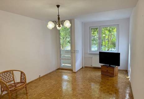ok.Lotniczej 2pokoje/ Balkon/ZIELEŃ /Dostępne