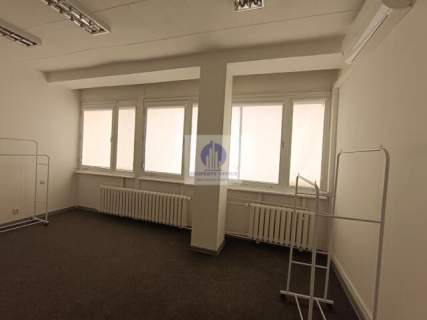 Praga Południe lokal biurowy 21,50m2 do wynajęcia