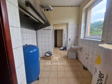 Lokal użytkowy 160 m Duża witryna, duży parking