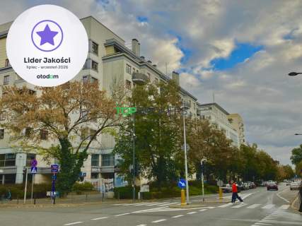 Trzy pokoje, balkon i garaż, Saska Kępa