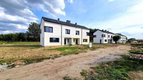 Dwupoziomowe mieszkanie 84,6 m działką 475m2