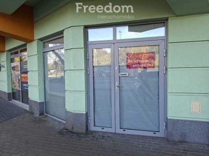Mały lokal użytkowy w bardzo dobrej lokalizacji