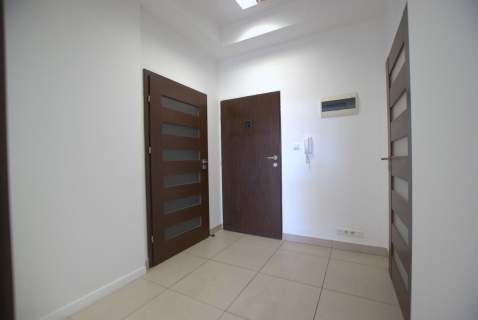 Lokal w nowoczesnym budynku w ścisłym centrum