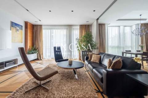Wyjątkowy apartament przy Łazienkach