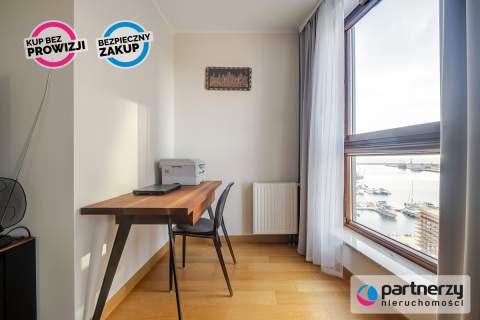 Sea Towers, apartament w stanie idealnym