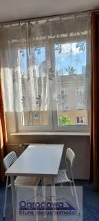 Centrum, ul. Ogrodowa, k. Hali Mirowskiej, metro