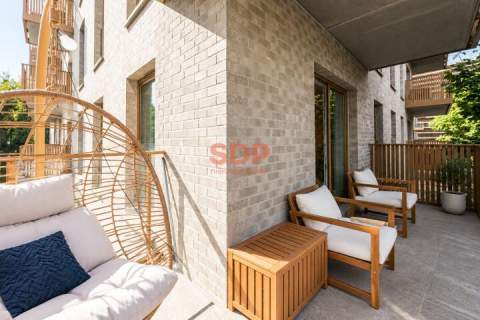 Nowoczesny apartament przy Renomie. Czysta 4