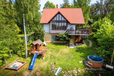 Dom z widokiem na jezioro Gowidlino Kaszuby
