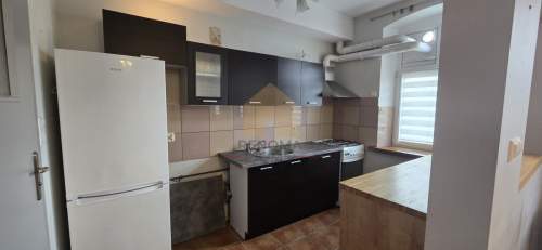 Kawalerka / kamienicy / centrum Bielawy