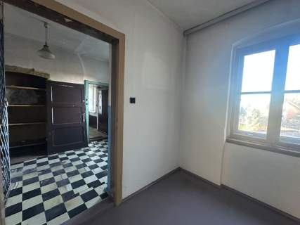 Kamienica 10 pokoi, działka 486 m2 Centrum Borowa