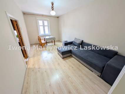 Mieszkanie z kominkiem - 2 pokoje, 62m2, Ścinawa