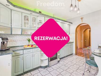 Dom z kominkiem, ogrodem i 2 garażami