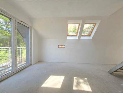 DWUPOZIOMOWY APARTAMENT Z TARASEM I OGRÓDKIEM