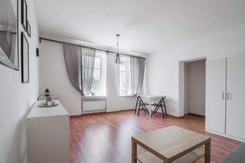 Duża kawalerka 32 m2 - Armii Krajowej 102, Batory