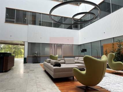 Nieruchomość komercyjna do wynajęcia, 562 m2, Warszawa