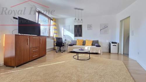 Przestronne, b. ładne 1 pok w Centrum.