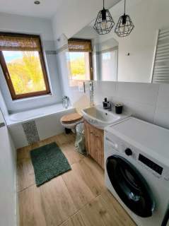 dwa pokoje 54 m2 po remoncie, Nowe Miasto